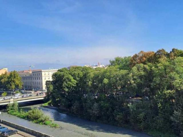 Appartamento in affitto a Rossini, Torino