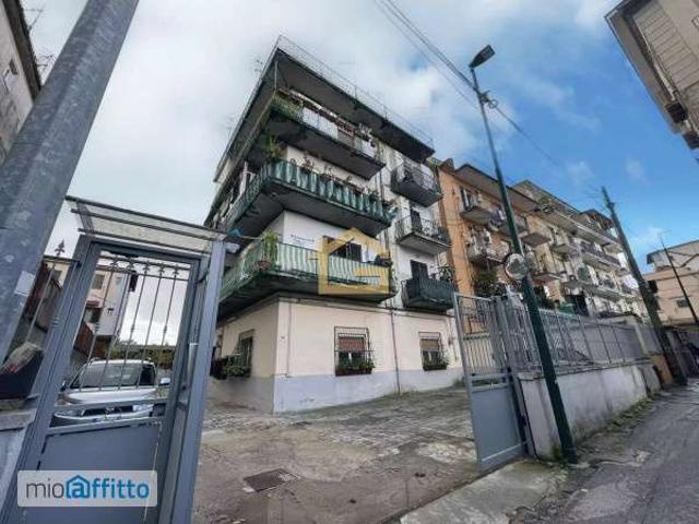 Appartamento in affitto a Municipalità 7, Miano
