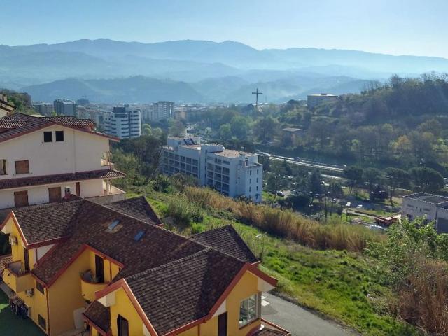 Appartamento in vendita a Città 2000, Calabria