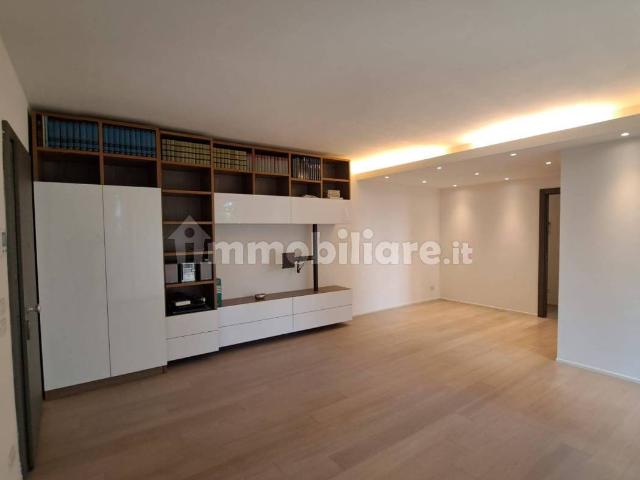 Appartamento in affitto a Nord-Ovest, Brenzone
