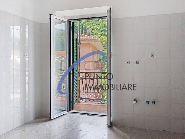 Appartamento in affitto a Mezzanego, Liguria