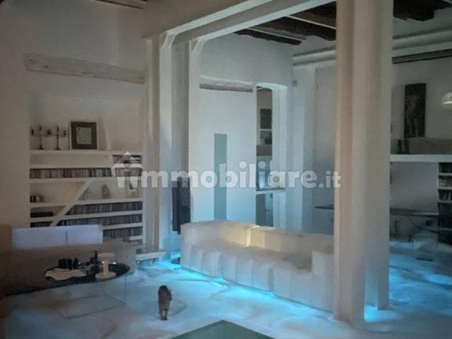 Appartamento in affitto a Santo Stefano, Bologna