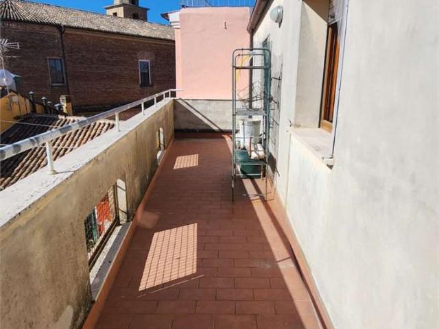 Appartamento in affitto a Faleriense, Marche