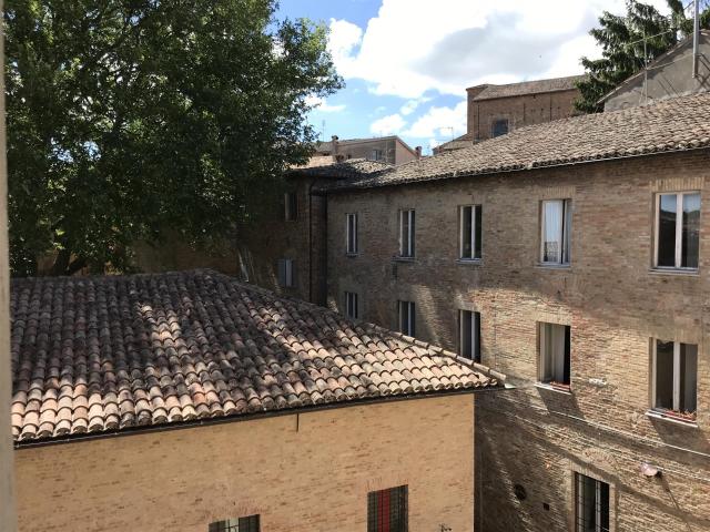 Casa in vendita a Marche, Pesaro E Urbino