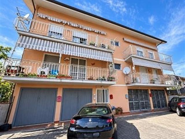 Appartamento in vendita a Piana Battolla, Follo