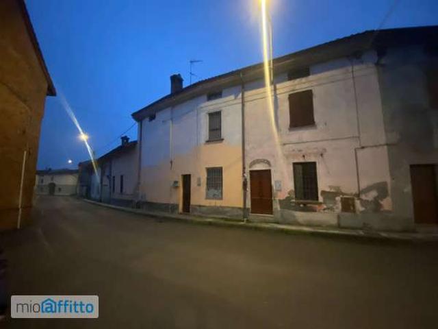 Appartamento in affitto a Pescarolo, Lombardia