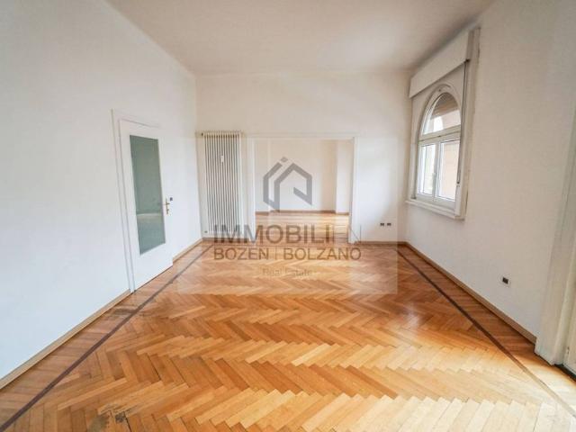 Appartamento in affitto a Centro-Piani-Rencio - Zentrum-Bozner Boden-Rentsch, Bolzano - Bozen