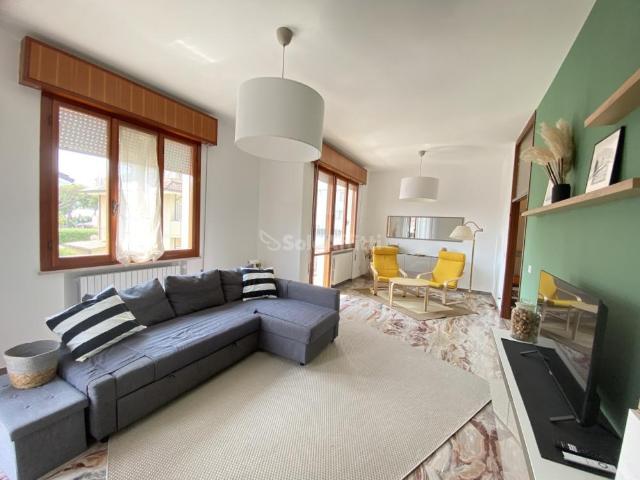 Appartamento in affitto a Rimini, Reggio Emilia