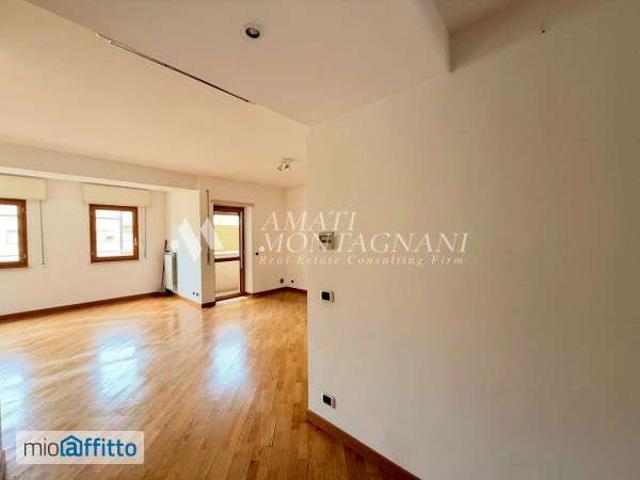 Appartamento in affitto a Municipio Roma I, Roma Capitale