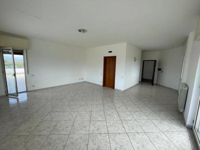 Appartamento in affitto a San Marco, Reana Del Roiale