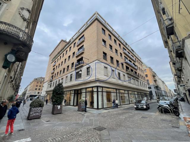 Appartamento in affitto a Centro, Torino