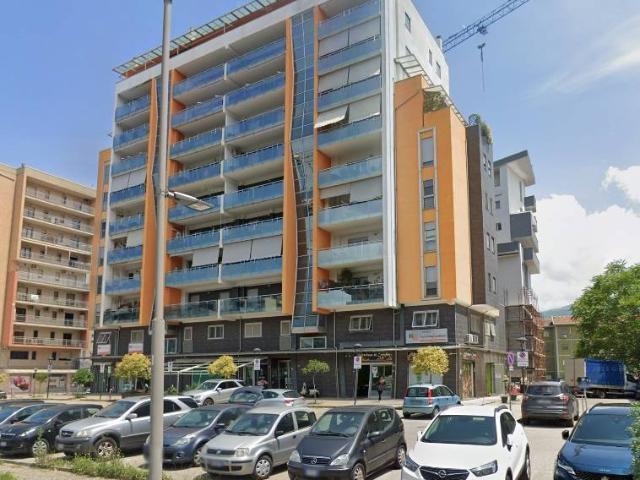 Appartamento in vendita a Quartiere Tribunale, Calabria