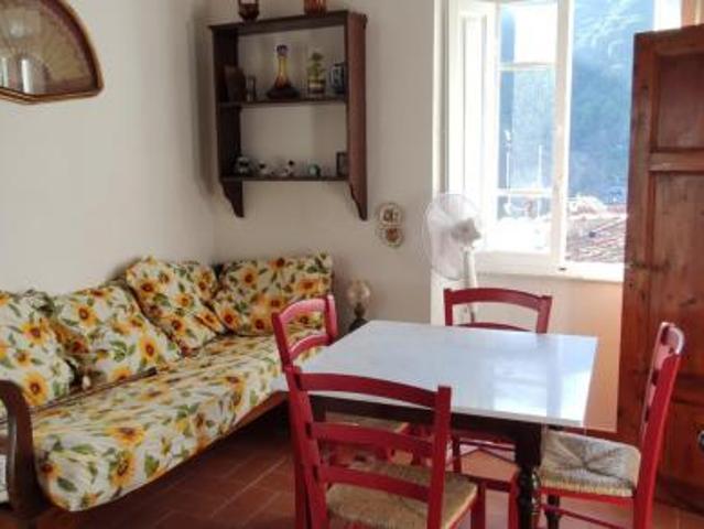 Appartamento in vendita a Rio, Toscana