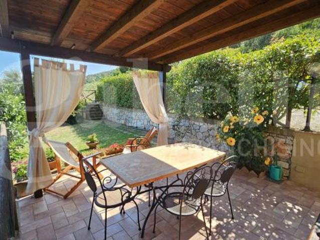 Appartamento in vendita a Rio, Toscana