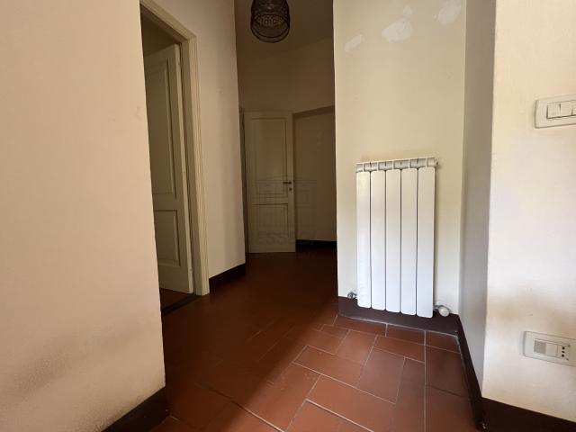 Appartamento in affitto a Centro Direzionale, Prato