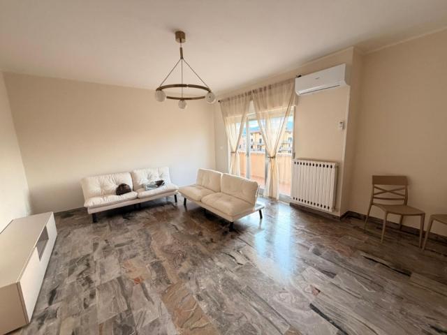 Appartamento in affitto a Calabria, Reggio Calabria