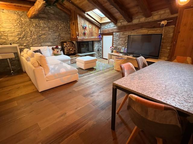 Appartamento in vendita a Courmayeur, Aosta