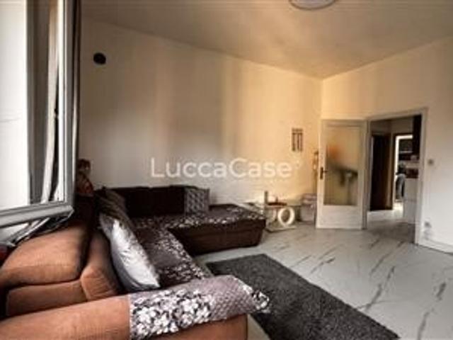 Appartamento in vendita a Santissima Annunziata, Lucca