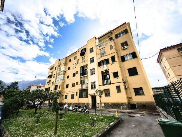 Appartamento in vendita a Pioppaino, Castellammare Di Stabia