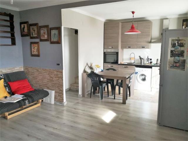 Appartamento in vendita a Savignone, Liguria