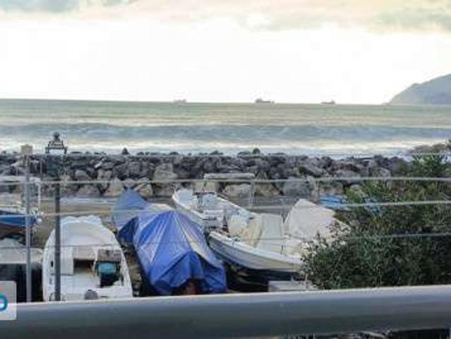 Appartamento in affitto a Pastena, Salerno