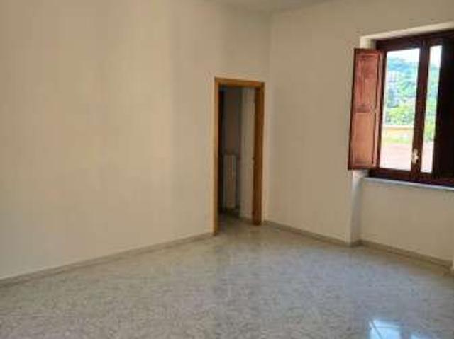 Appartamento in affitto a Fratte, Salerno