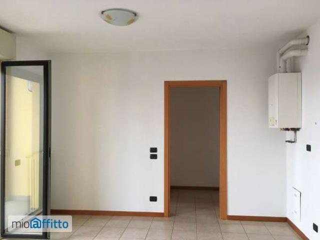 Appartamento in affitto a Cantù, Lombardia