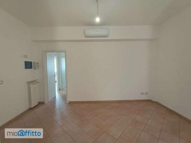 Appartamento in affitto a Medio Ponente, Serra Riccò
