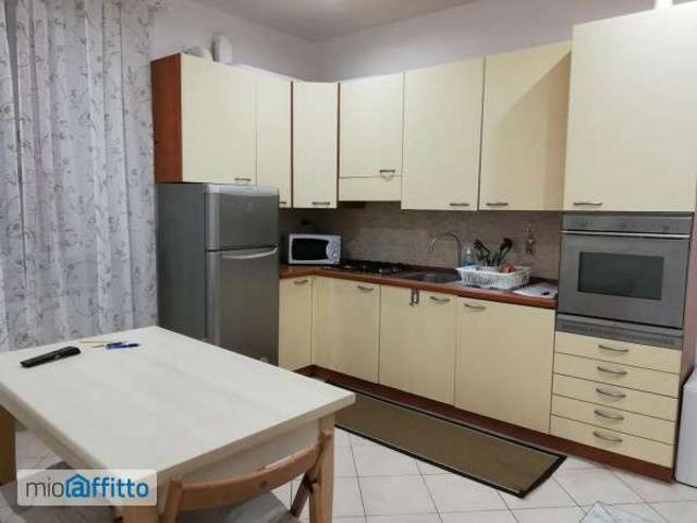 Appartamento in affitto a Medio Ponente, Serra Riccò
