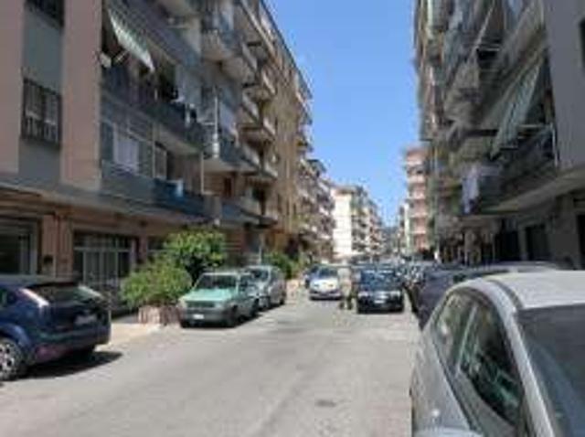 Appartamento in affitto a Pianura, Napoli