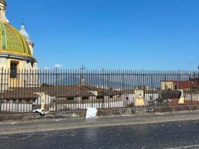 Appartamento in affitto a Municipalità 3, Campania