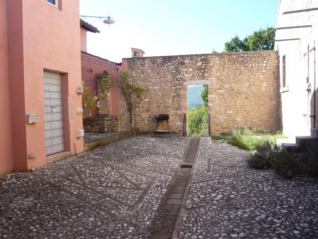Appartamento in vendita a Vallo Di Nera, Umbria