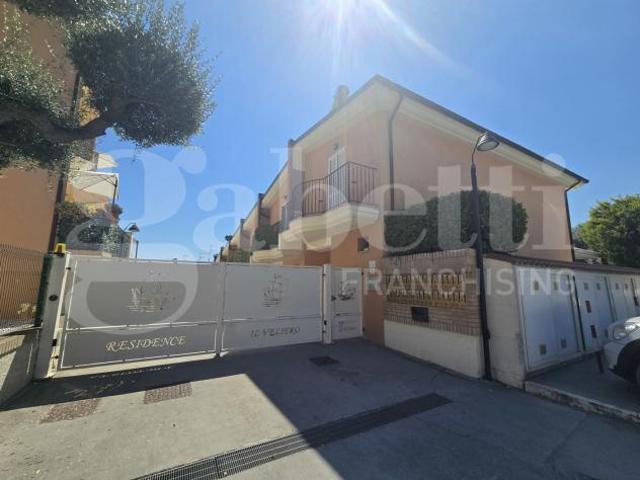 Appartamento in vendita a Tortoreto, Teramo