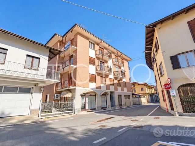 Appartamento in affitto a Casale Montino, Zubiena