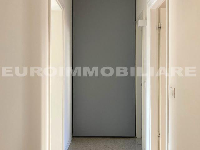 Appartamento in affitto a Zona Centro, Brescia