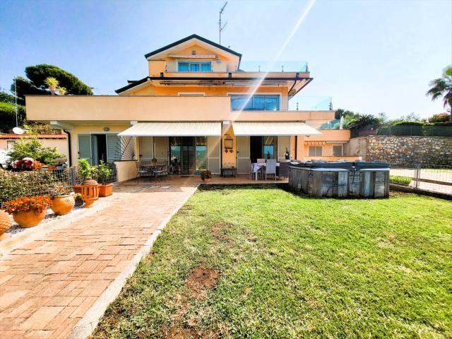 Casa in vendita a Diano Calderina, Diano Marina