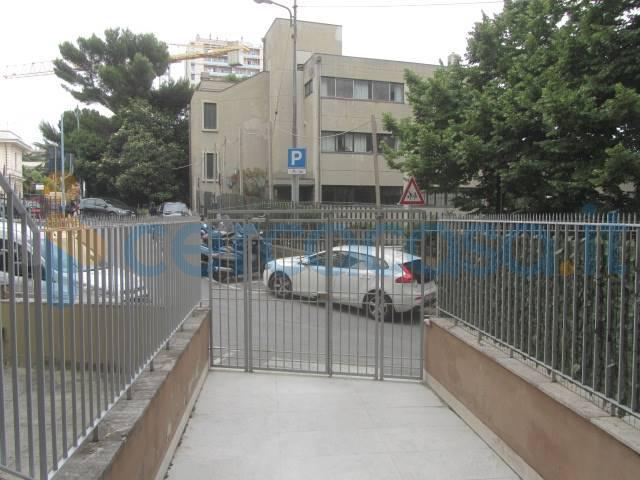 Appartamento in affitto a Centro Est, Serra Riccò
