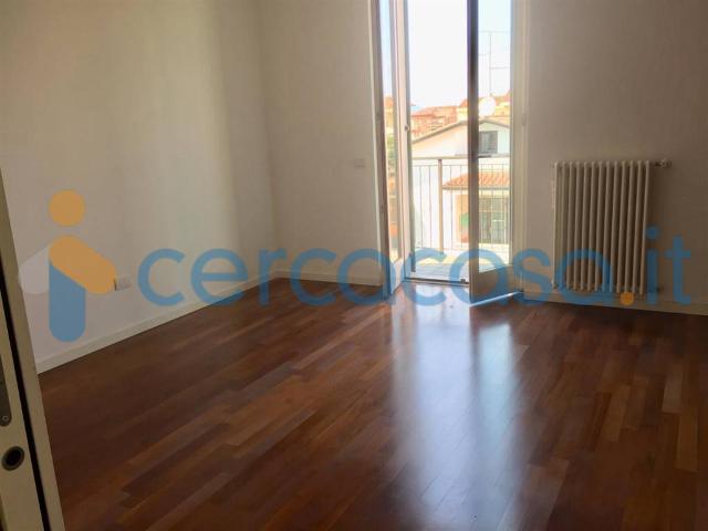 Appartamento in affitto a Zona Centro, Brescia