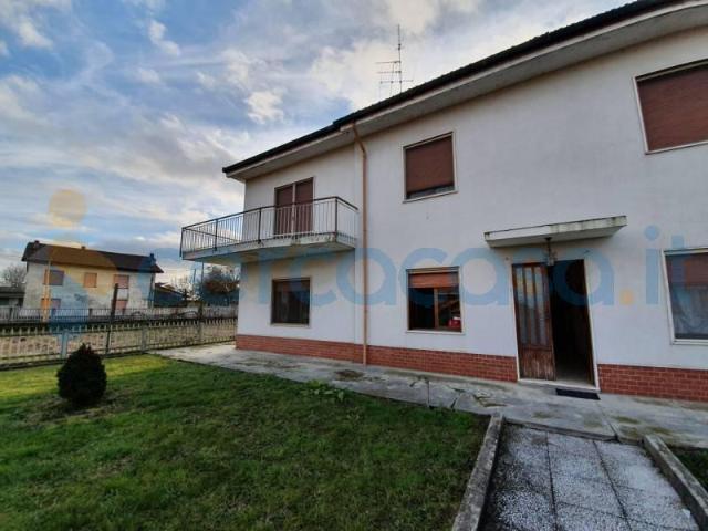 Appartamento in affitto a Oltreponte, Piemonte