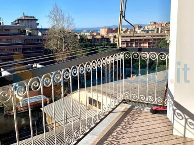Appartamento in affitto a Centro Est, Serra Riccò