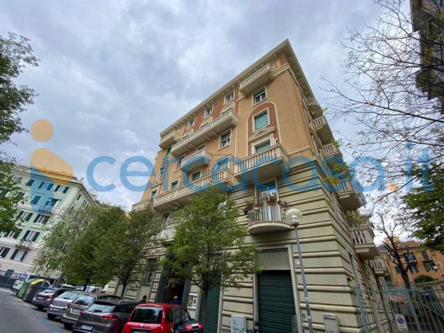 Appartamento in affitto a Centro Est, Serra Riccò