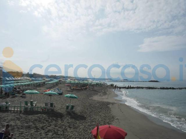 Appartamento in affitto a Marina di Massa, Marina Di Massa