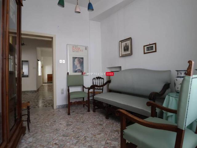 Appartamento in affitto a Puglia, Taranto