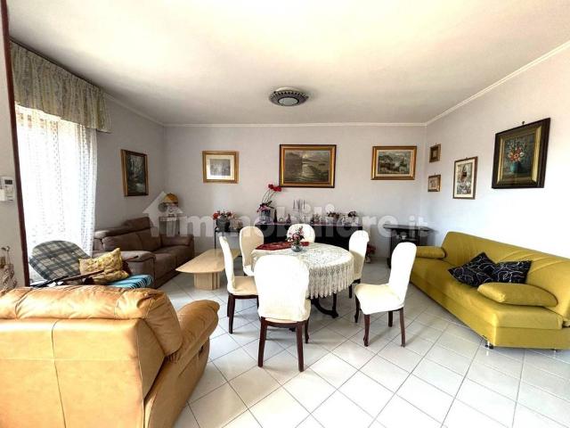 Appartamento in affitto a Gianola, Formia