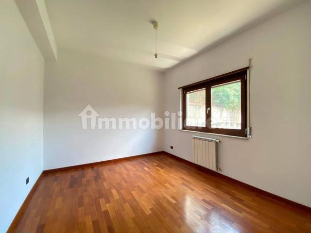 Appartamento in affitto a Sperone, Messina
