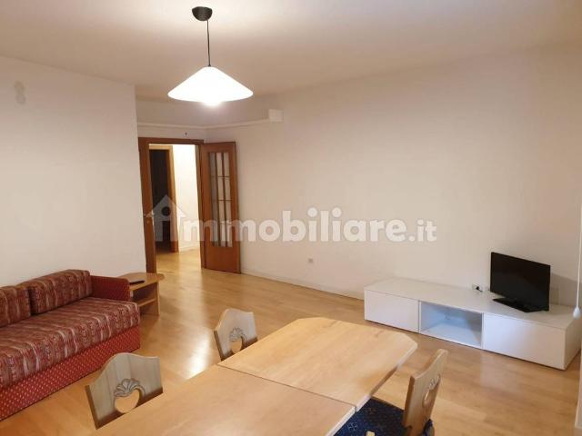 Appartamento in affitto a Territorio Val d'Adige, Trento