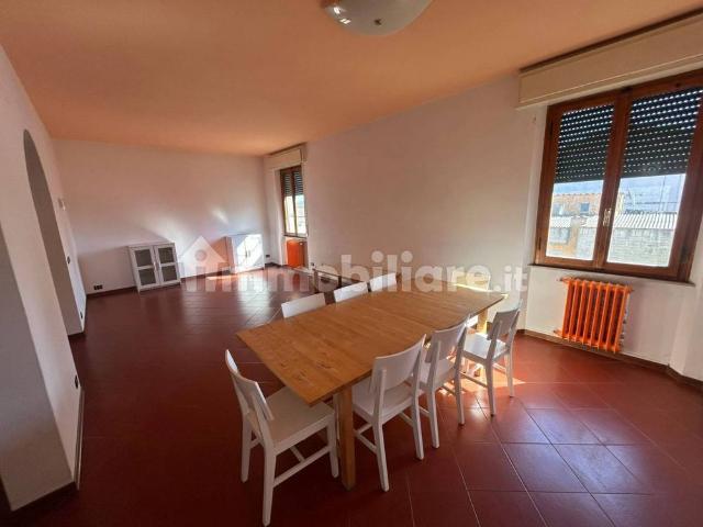 Appartamento in affitto a Pontedera, Toscana