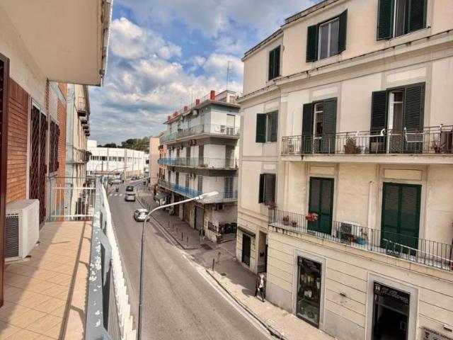 Appartamento in affitto a Rione Bognar, Pozzuoli