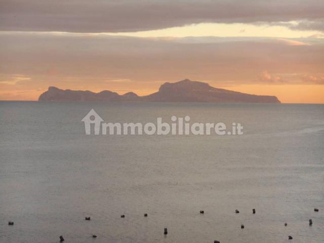 Appartamento in affitto a Municipalità 1, Campania