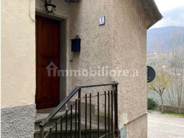 Appartamento in affitto a Colle Di Tora, Lazio